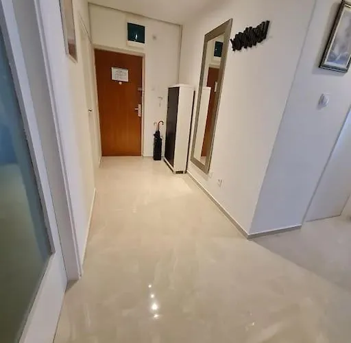 Mira 아파트