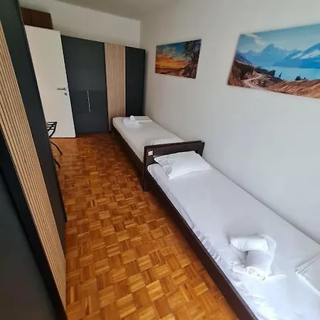 Apartmán Mira Zadar-spacious 3-bedroom Near & Old Town Zadar