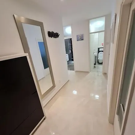 Mira