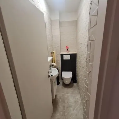 Mira Zadar-spacious 3-bedroom Near & Old Town Apartmán *