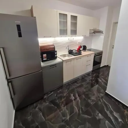Apartament Mira Zadar-spacious 3-bedroom Near & Old Town *